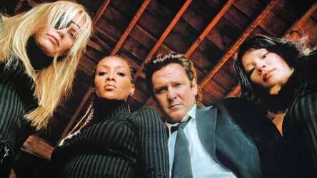 "Kill Bill: The Whole Bloody Affair" [trailer]