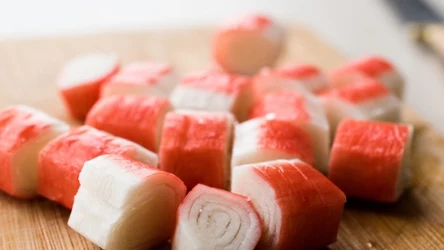 W swojej podstawowej formie nie wymaga gotowania, dlatego jest idealnym składnikiem dań na zimno.