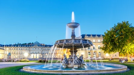 Stuttgart to niemieckie miasto, które zdecydowanie warto odwiedzić. Łączy w sobie historię i nowoczesność.