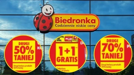 Persil -70%, Domestos gratis, kosmetyki 50% taniej. Biedronka odpala mocne promocje