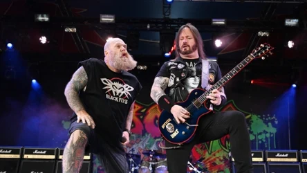 Rob Dukes i Gary Holt (Exodus) w akcji