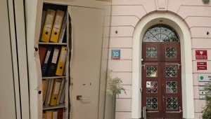 Awantura i przeszukanie w gmachu KRS. Nowy komunikat prokuratury