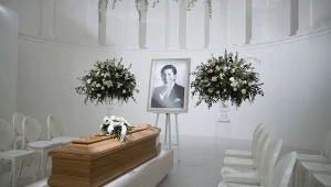 Pogrzeb Valentino w Rzymie. Sławy z całego świata żegnały "cesarza mody"