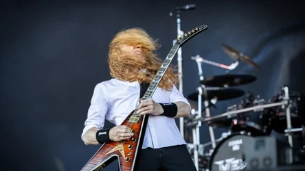 Dave Mustaine stoi na czele grupy Megadeth