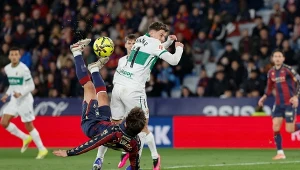 Szaleństwo tuż przed Barceloną. Gol stadiony świata. Stadion zamilkł