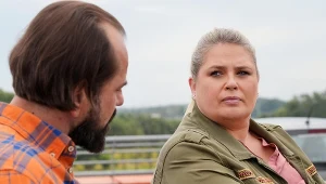 Aldona (Elżbieta Romanowska) oskarży Borysa (Jakub Wieczorek) o brak odpowiedzialności