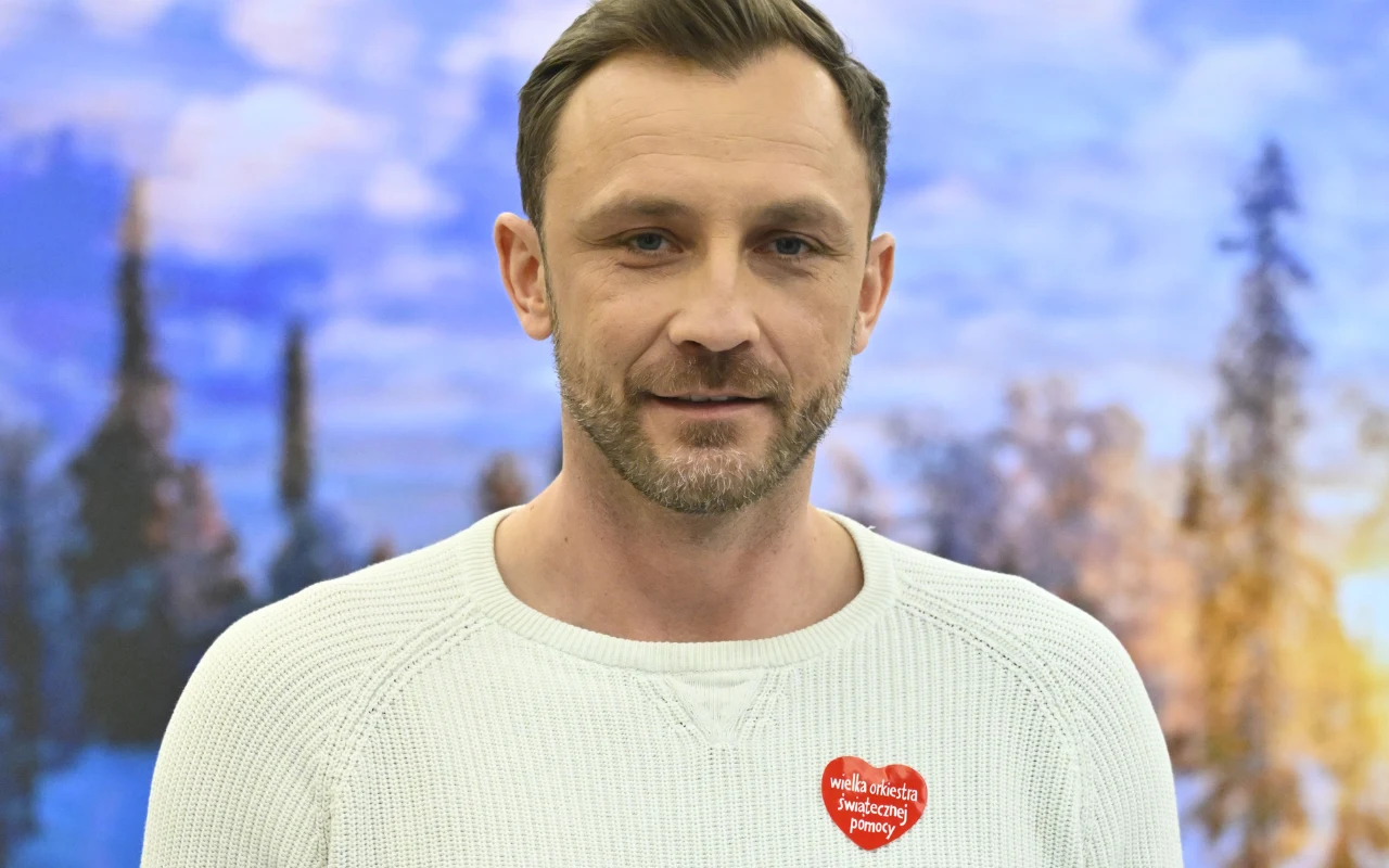 Kamil Nożyński w studiu "halo tu polsat"