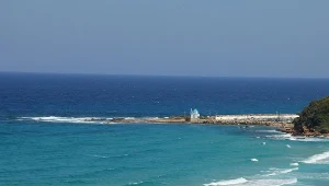 Ta grecka wyspa deklasuje Kos i Santorini. Nie ma tam tłumów, a klimat zachwyca