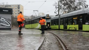 Niebezpieczne oblodzenie i gołoledź opanowała wiele miejsc w kraju. W Poznaniu powołano sztab kryzysowy