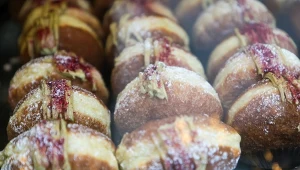 Pączki z tym nadzieniem będą hitem na tłusty czwartek. Musisz ich spróbować