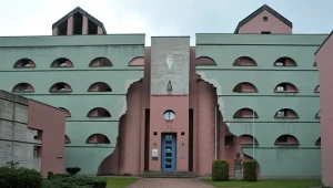 "Ekstrawagancki" budynek zyskał miano ikony. Jedyny taki obiekt w Polsce