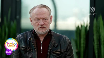 Maks Behr rozmawia z Jaredem Harrisem