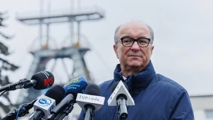 Marszałek Sejmu Włodzimierz Czarzasty podczas wypowiedzi dla mediów dot. trudnej sytuacji w JSW, 27 bm. przy KWK Borynia-Zofiówka-Bzie w Jastrzębiu-Zdroju