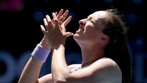 Iga Świątek podczas meczu z Jeleną Rybakiną na Australian Open 2026