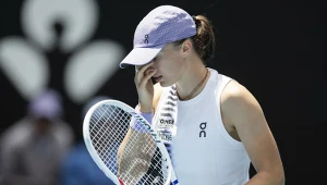 Iga Świątek podczas starcia z Jeleną Rybakiną na Australian Open