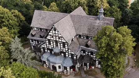 Czy Kościół Pokoju w Świdnicy jest bez gwoździ?