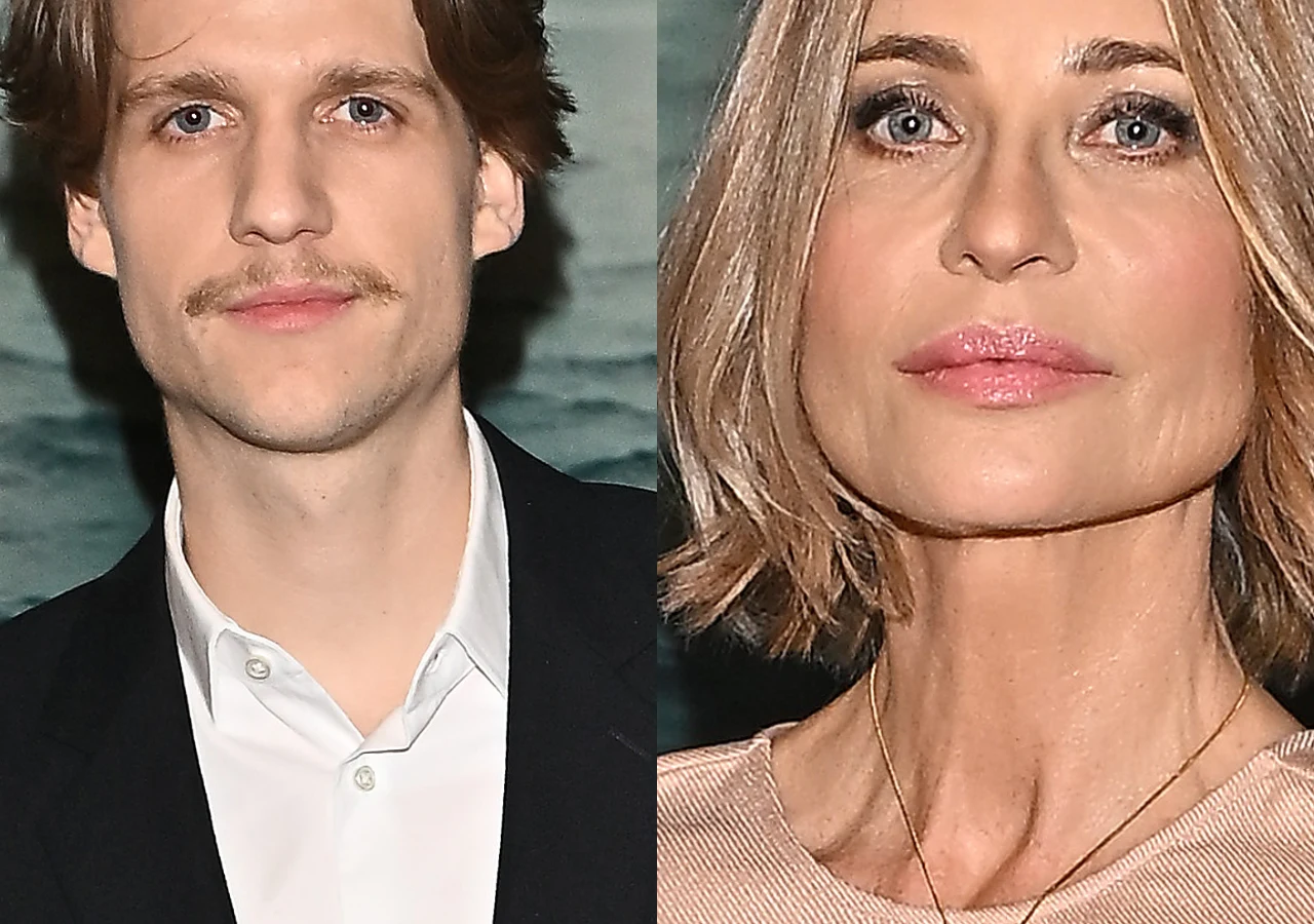 Zbliżenia dwóch osób ustawionych obok siebie, młody mężczyzna w ciemnej marynarce i białej koszuli oraz kobieta o jasnych włosach w eleganckiej, jasnej bluzce. Oboje patrzą w stronę obiektywu, tło rozmyte.