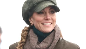 Księżna Kate zachwyciła dziewczęcą fryzurą. Wreszcie nauczyła się pleść