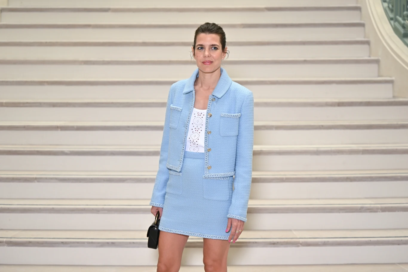 Ten kolor sprawia, że ubrania wyglądają na droższe 