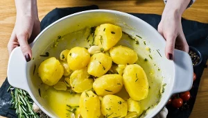 Skrobia oporna ma niski IG i wspiera działanie jelit. Zobacz, jak ją uzyskać