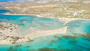 Najpiękniejsza plaża świata jest w Europie. Dolecisz do niej w 2 godziny 