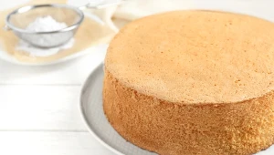Idealny biszkopt to nie tylko składniki, ale też prawidłowa technika pieczenia.