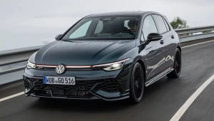 Volkswagen Golf GTI Edition 50 to szef modeli GTI. Nowy wygląd to nie wszystko