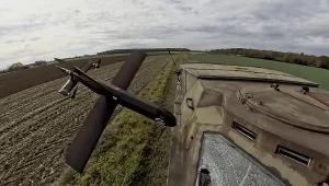 Niemieckie drony HX-2 są do bani? Celność w Ukrainie 35 proc.