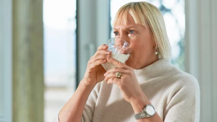 Odpowiednie nawodnienie może pomóc w stabilizacji poziomu D-dimerów