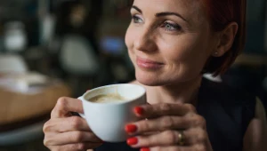 Jedna łyżeczka w kawie może wspierać naturalne procesy anti-aging organizmu