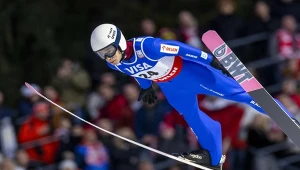 Polak przeskoczył skocznię. Ale i tak drżał o podium, Austriak dał popis