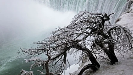 Czy wodospad Niagara może całkowicie zamarznąć?