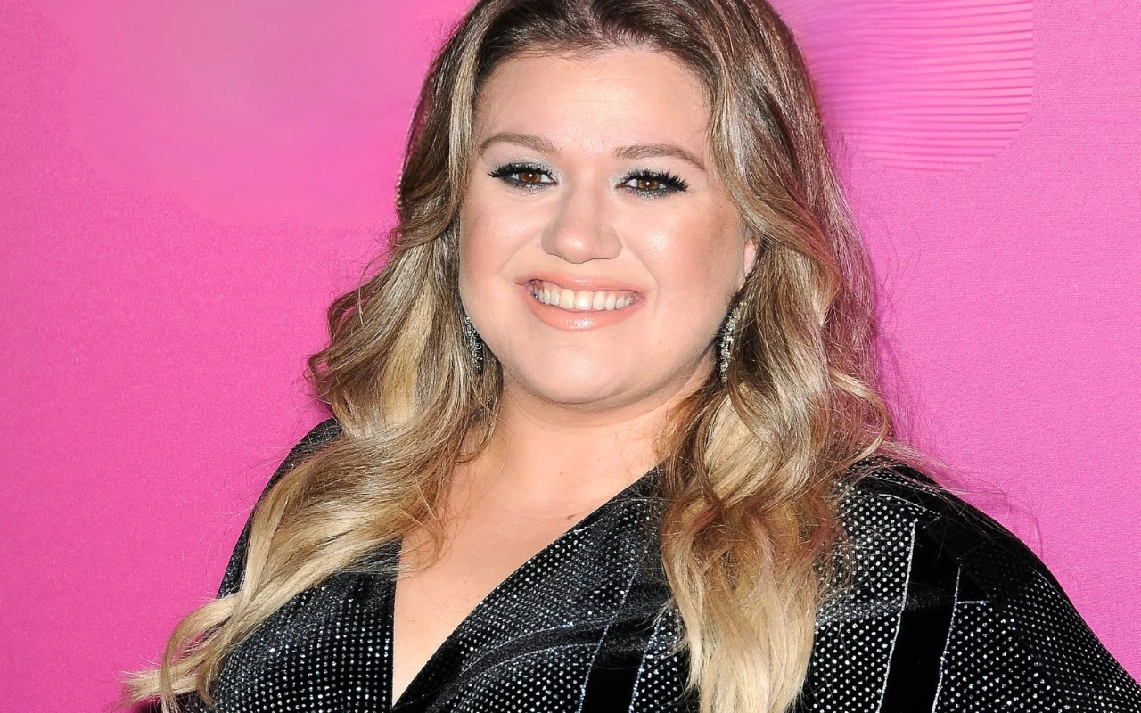 Kelly Clarkson
