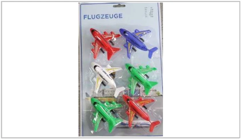 Sześć plastikowych modeli samolotów w różnych kolorach, umieszczonych na blistrze z napisem „FLUGZEUGE”.