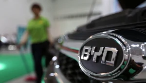 Chiński producent pojazdów elektrycznych BYD od pięciu miesięcy notuje spadki sprzedaży