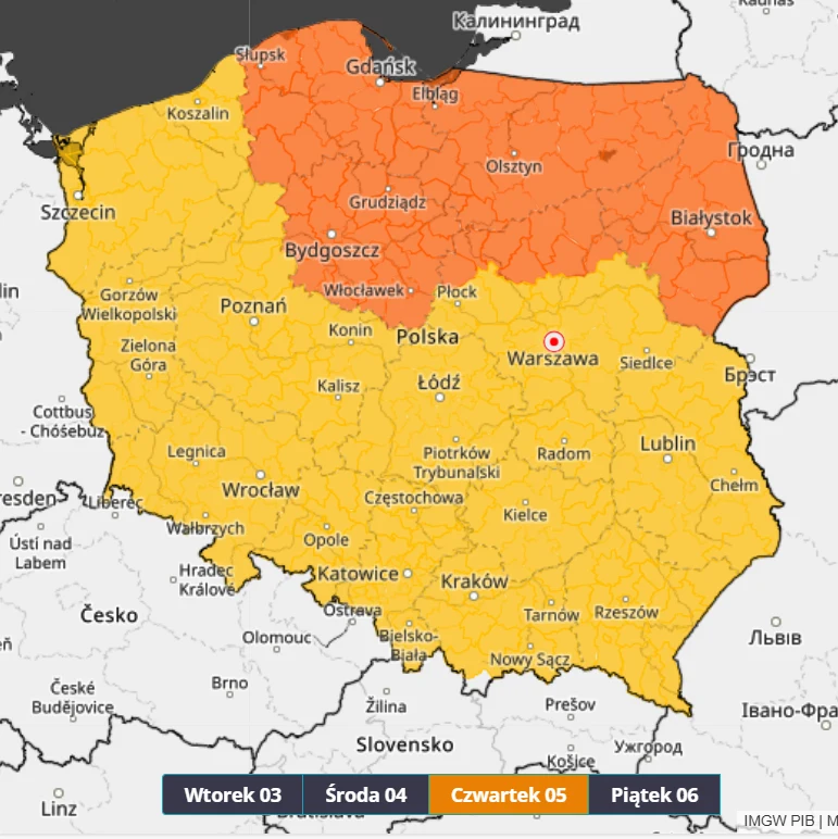 Kolorowa mapa Polski z zaznaczonymi województwami. Górna część kraju wyróżniona jest na pomarańczowo, pozostała część oznaczona na żółto. Na dole mapy umieszczona legenda z oznaczeniem dni tygodnia.