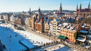 Taki widok Gdańska nie zdarza się często. Zamarznięta Motława hitem zimy