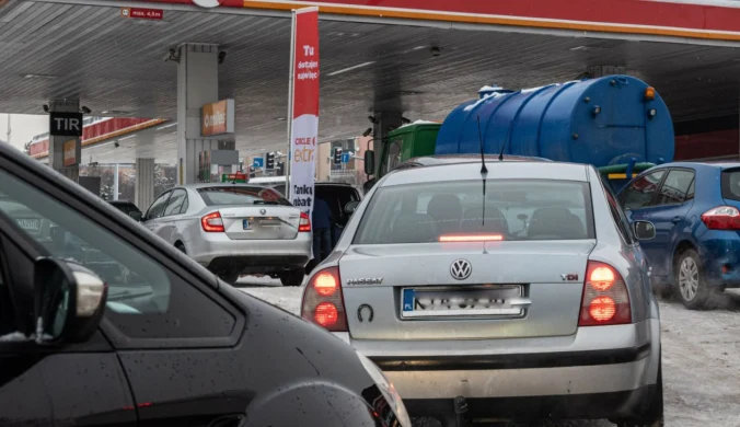W Litwie - podobnie jak i w Polsce - doszło do podwyżek cen na stacjach paliw. Diesel wciąż jednak jest sporo tańszy nad Wisłą. Zdjęcie ilustracyjne.