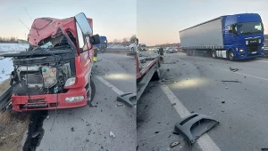 Łódzkie. Wypadek na A1. Laweta uderzyła w samochód ciężarowy