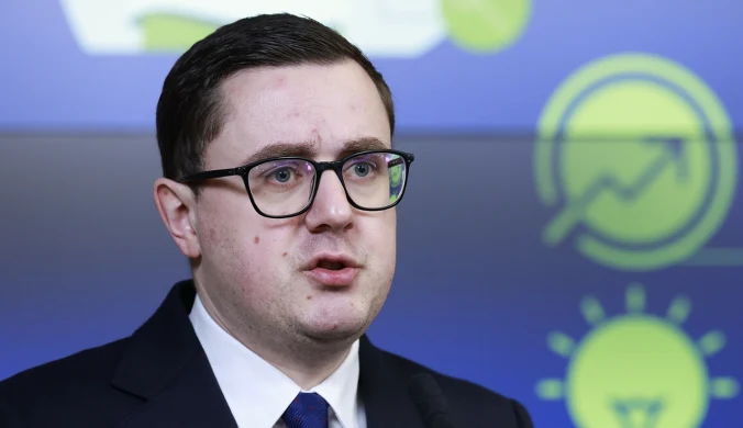 Minister energii Miłosz Motyka.