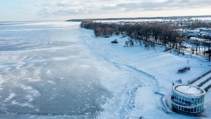 Taki widok zdarza się co parę lat. Przy jakiej temperaturze zamarza Bałtyk?