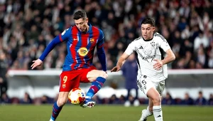Lewandowski i Barcelona z problemami, Flick się nie krył. Niepokojące sygnały