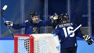 Problemy hokeistek z Finlandii. Wirus w kadrze