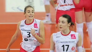 ŁKS Commercecon Łódź kończy Ligę Mistrzyń z tylko jednym wygranym setem. Na zdjęciu z lewej Mariana Brambilla, obok Sonia Stefanik