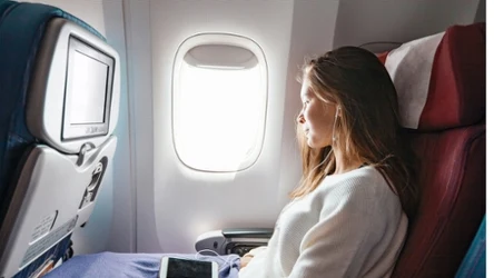Co warto zabrać ze sobą do samolotu? Te ''gadżety'' na pewno umilą każdy lot 