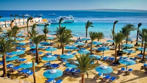 Jesień pod palmami? Te miejsca gwarantują pogodę i przystępne ceny