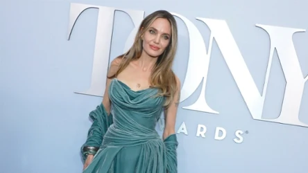 Angelina Jolie już tak nie wygląda. Przeszła zaskakującą metamorfozę