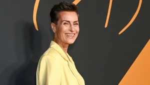 Danuta Stenka w garniturze od polskiego projektanta. Pokazała klasę