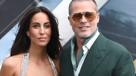 Już nie ukrywają uczucia. Czułe gesty Ines de Ramon wobec Brada Pitta na premierze filmu "F1"