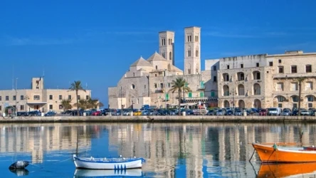 Spędź Wielkanoc w pięknym miejscu. Słoneczne Bari na trzy dni - idealny kierunek na krótki świąteczny wypad